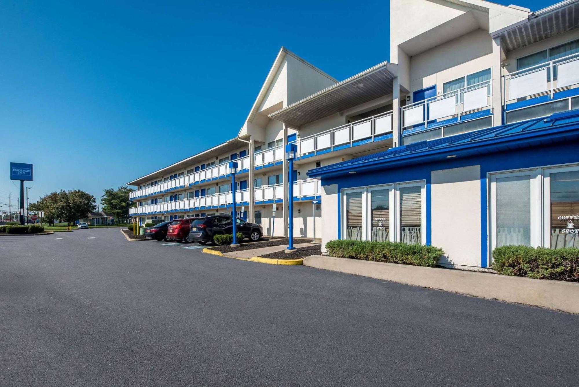 Rodeway Inn Brooklawn Exteriör bild